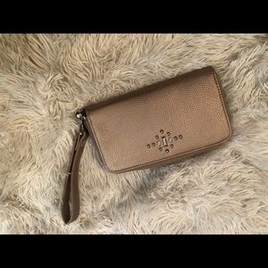 Thirty-One Large Wallet: Rose Gold